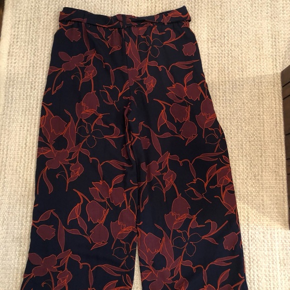 Halogen Floral Wide Leg Cropped Culotte Pant - Picture 4 of 5